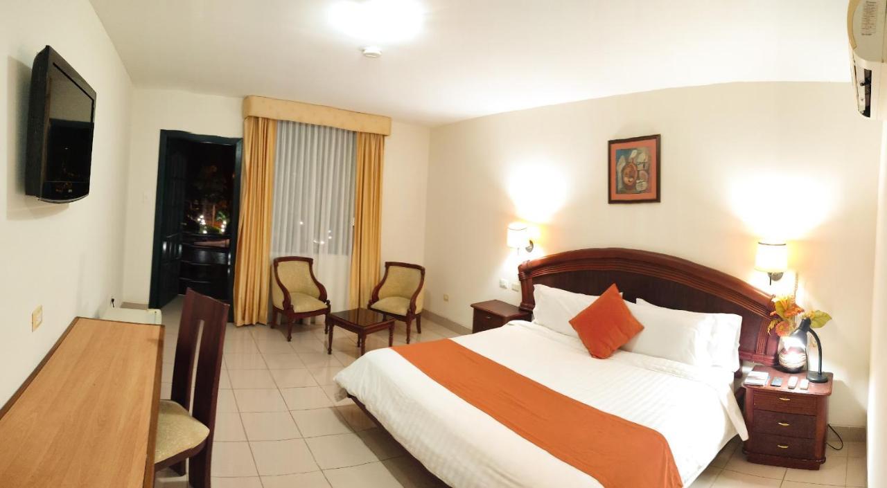 Hotel Club Del Sol Atacames Eksteriør billede