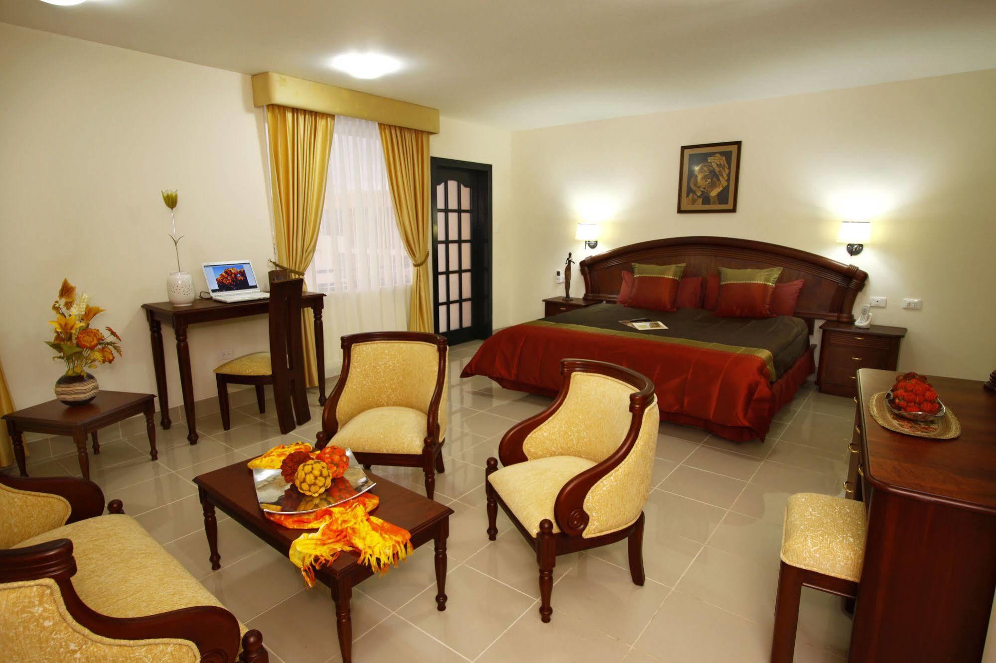 Hotel Club Del Sol Atacames Eksteriør billede